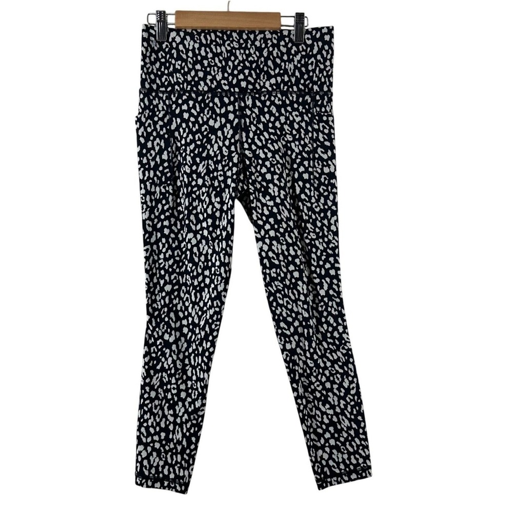 Athleta High Rise Leopard Print Leggings Black White Side Pockets 7/8 Length